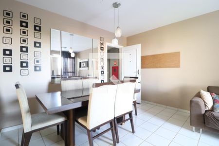 Sala de apartamento para alugar com 2 quartos, 52m² em Presidente Roosevelt, Uberlândia