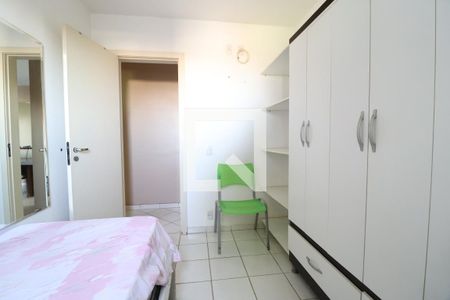 Quarto 1 de apartamento para alugar com 2 quartos, 52m² em Presidente Roosevelt, Uberlândia