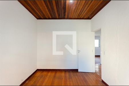 Quarto 1 de casa para alugar com 2 quartos, 80m² em Vila Boacava, São Paulo