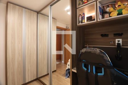 Quarto 1Quarto 1 de casa de condomínio à venda com 3 quartos, 160m² em Estância Velha, Canoas