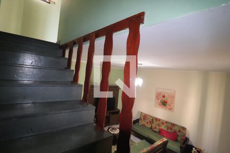 Escada de casa à venda com 3 quartos, 116m² em Vila Junqueira, Santo André