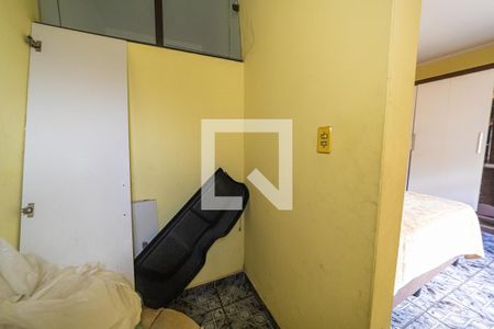 Quarto 1 de casa para alugar com 3 quartos, 300m² em Vila Ré, São Paulo