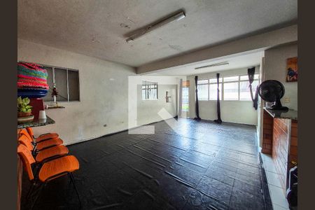 Casa para alugar com 4 quartos, 450m² em Campos Elíseos, São Paulo