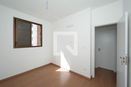 Apartamento à venda com 4 quartos, 90m² em Calafate, Belo Horizonte