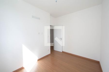 Apartamento à venda com 4 quartos, 90m² em Calafate, Belo Horizonte