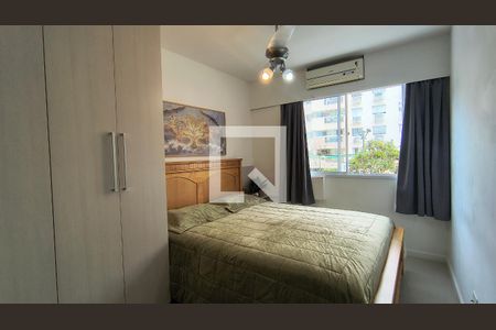 Suíte  de apartamento à venda com 2 quartos, 61m² em Recreio dos Bandeirantes, Rio de Janeiro