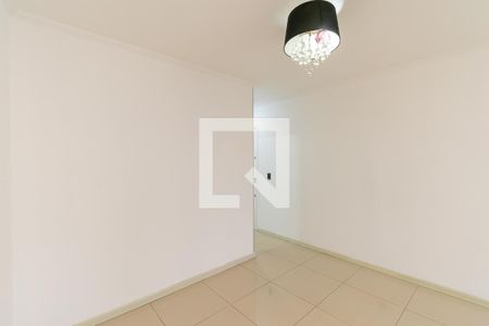 Sala de apartamento à venda com 3 quartos, 75m² em Vila Paulo Silas, São Paulo