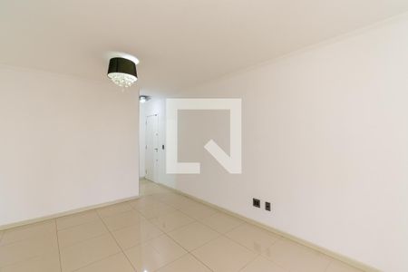 Sala de apartamento à venda com 3 quartos, 75m² em Vila Paulo Silas, São Paulo
