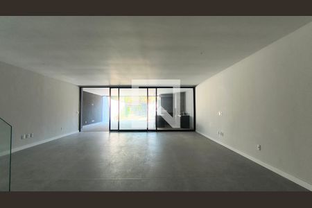 Casa de Condomínio para alugar com 4 quartos, 510m² em Barra da Tijuca, Rio de Janeiro