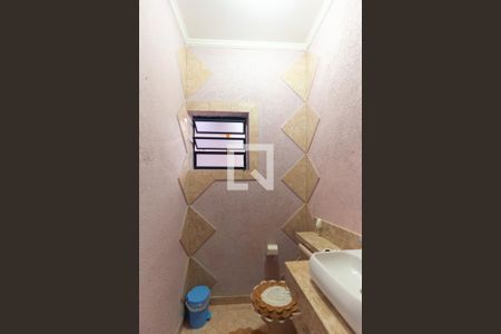 Lavabo de casa à venda com 3 quartos, 250m² em Vila Tolstoi, São Paulo