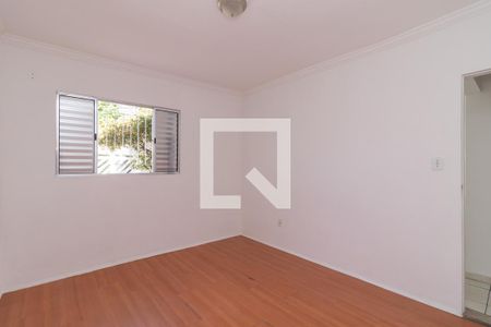 Quarto 1 de casa à venda com 1 quarto, 100m² em Vila Granada, São Paulo