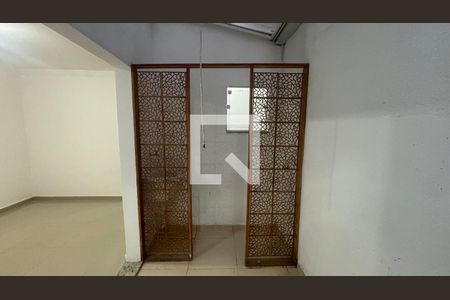 Área de Serviço de apartamento para alugar com 2 quartos, 50m² em Vila Curuçá, Santo André