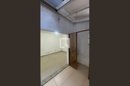 Área de Serviço de apartamento para alugar com 2 quartos, 50m² em Vila Curuçá, Santo André
