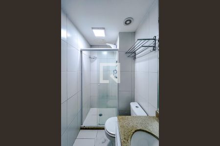 Banheiro de apartamento para alugar com 1 quarto, 35m² em Vila Gomes Cardim, São Paulo