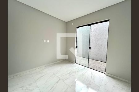 Quarto de casa para alugar com 2 quartos, 67m² em Campeche, Florianópolis