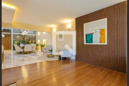 Sala de casa de condomínio à venda com 4 quartos, 347m² em Real Parque, São Paulo