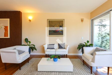 Sala de casa de condomínio à venda com 4 quartos, 347m² em Real Parque, São Paulo