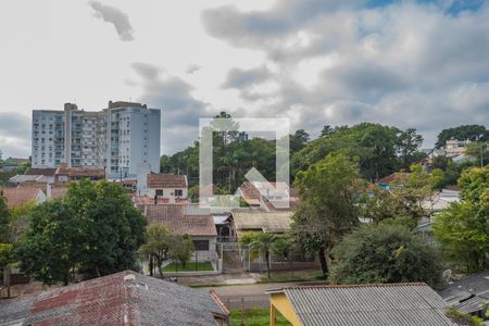 Sala/Quarto de kitnet/studio para alugar com 1 quarto, 27m² em Vila Ipiranga, Porto Alegre