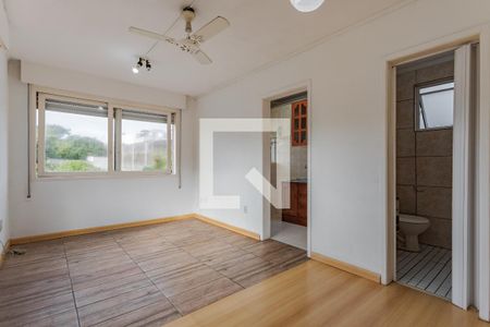 Sala/Quarto de kitnet/studio para alugar com 1 quarto, 27m² em Vila Ipiranga, Porto Alegre