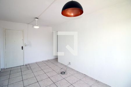 Sala de apartamento para alugar com 3 quartos, 85m² em Penha, Rio de Janeiro