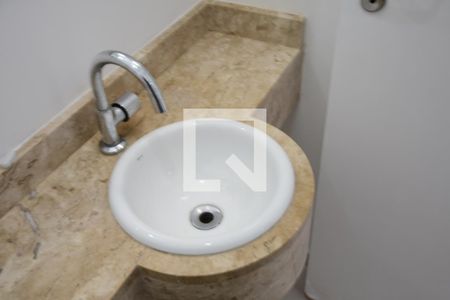Lavabo de casa de condomínio para alugar com 3 quartos, 125m² em Jardim Myrian Moreira da Costa, Campinas