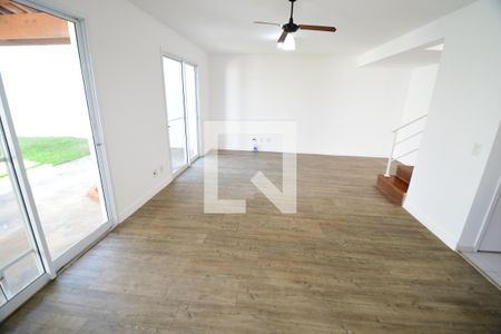 Sala de casa de condomínio para alugar com 3 quartos, 125m² em Jardim Myrian Moreira da Costa, Campinas