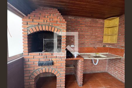 Churrasqueira de casa à venda com 4 quartos, 80m² em Veloso, Osasco