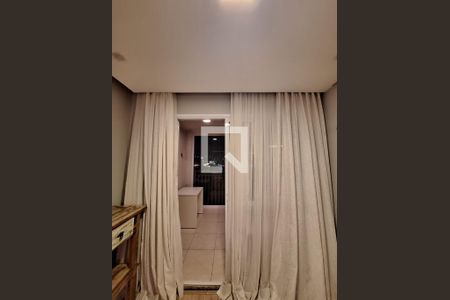Sala de apartamento para alugar com 2 quartos, 59m² em Vila Anastácio, São Paulo