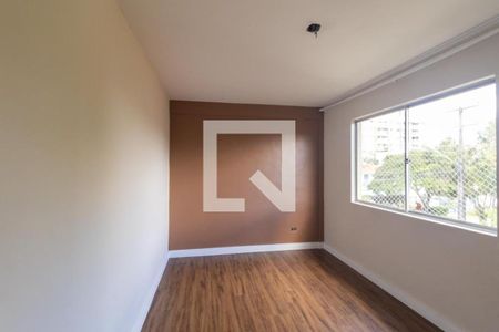 Quarto 2 de apartamento para alugar com 3 quartos, 72m² em Santa Quiteria, Curitiba