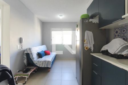 Sala - Cozinha de apartamento para alugar com 2 quartos, 32m² em Colônia (zona Leste), São Paulo