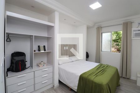 Quarto de kitnet/studio para alugar com 1 quarto, 27m² em Itapuã, Salvador