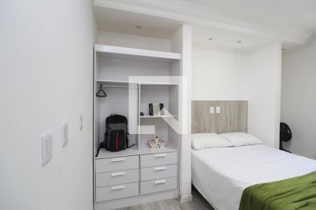 Quarto de kitnet/studio para alugar com 1 quarto, 27m² em Itapuã, Salvador