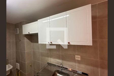 Cozinha de apartamento à venda com 2 quartos, 52m² em Jardim São Luís, São Paulo