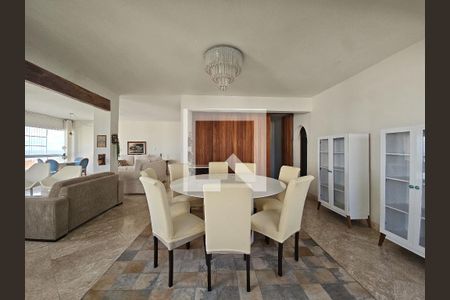 Apartamento para alugar com 3 quartos, 208m² em Barra, Salvador