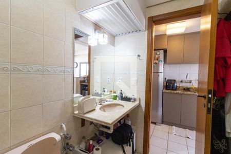 Banheiro de apartamento à venda com 1 quarto, 90m² em Centro Histórico, Porto Alegre