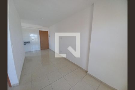 Sala de apartamento para alugar com 2 quartos, 46m² em Parque Sao Vicente, São Vicente
