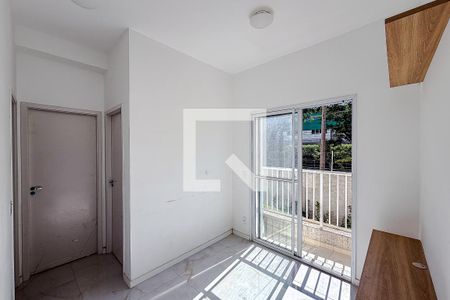 Sala de apartamento para alugar com 2 quartos, 39m² em Vila Independencia, São Paulo