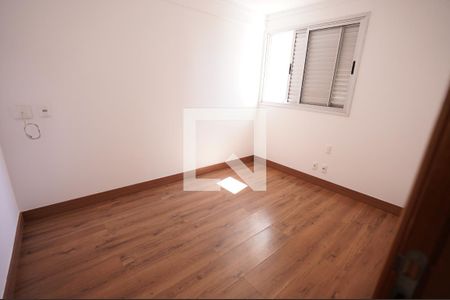Quarto de apartamento para alugar com 2 quartos, 55m² em Setor Bueno, Goiânia