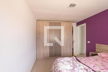 Quarto 1 de casa para alugar com 3 quartos, 140m² em Tatuquara, Curitiba