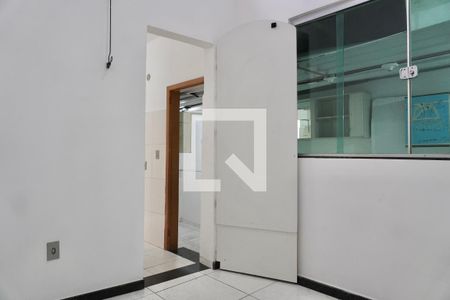 Casa para alugar com 3 quartos, 132m² em Floresta, Belo Horizonte