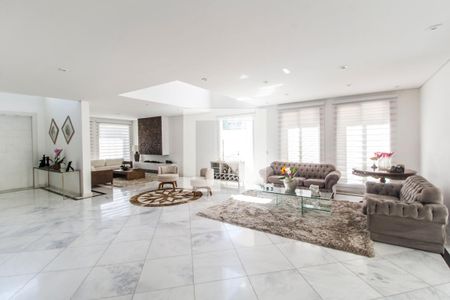 Sala  de casa de condomínio à venda com 5 quartos, 462m² em Colinas da Anhanguera, Santana de Parnaíba