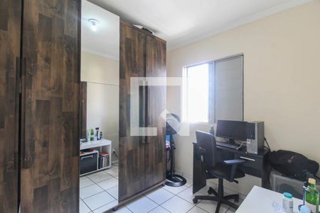 Quarto 1 de apartamento para alugar com 2 quartos, 41m² em Cidade Líder, São Paulo