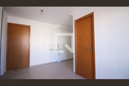 Apartamento para alugar com 2 quartos, 37m² em Vila Antonieta, São Paulo