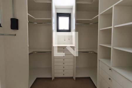 Quarto Suíte de casa de condomínio para alugar com 3 quartos, 234m² em Swiss Park, Campinas