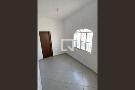 Apartamento para alugar com 2 quartos, 40m² em Trindade, São Gonçalo