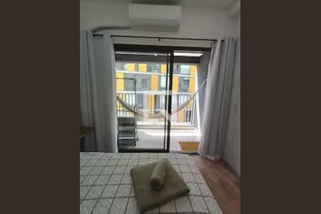 Sala / Quarto de apartamento para alugar com 1 quarto, 24m² em Sumarezinho, São Paulo
