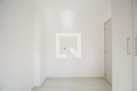 Quarto 1 de apartamento para alugar com 3 quartos, 68m² em Vila Suzana, São Paulo