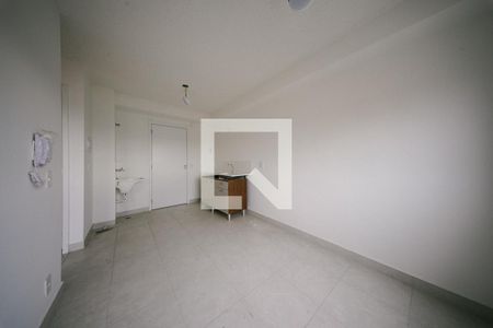 Sala/Cozinha e Área de Serviço de apartamento para alugar com 2 quartos, 32m² em Engenheiro Goulart, São Paulo