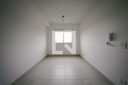 Sala/Cozinha e Área de Serviço de apartamento para alugar com 2 quartos, 32m² em Engenheiro Goulart, São Paulo