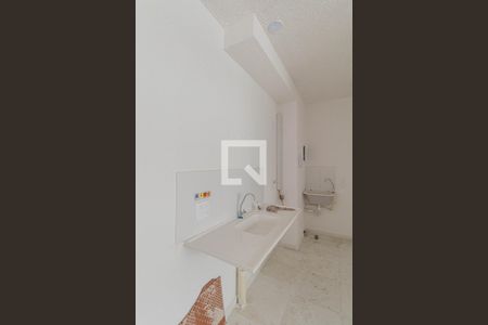 Sala/Cozinha/Área de Serviço de apartamento à venda com 2 quartos, 33m² em Vila Silvia, São Paulo